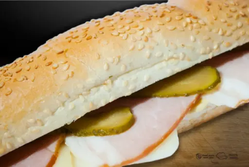 [00000682] COUNTRY CLUB SANDWICH 180G